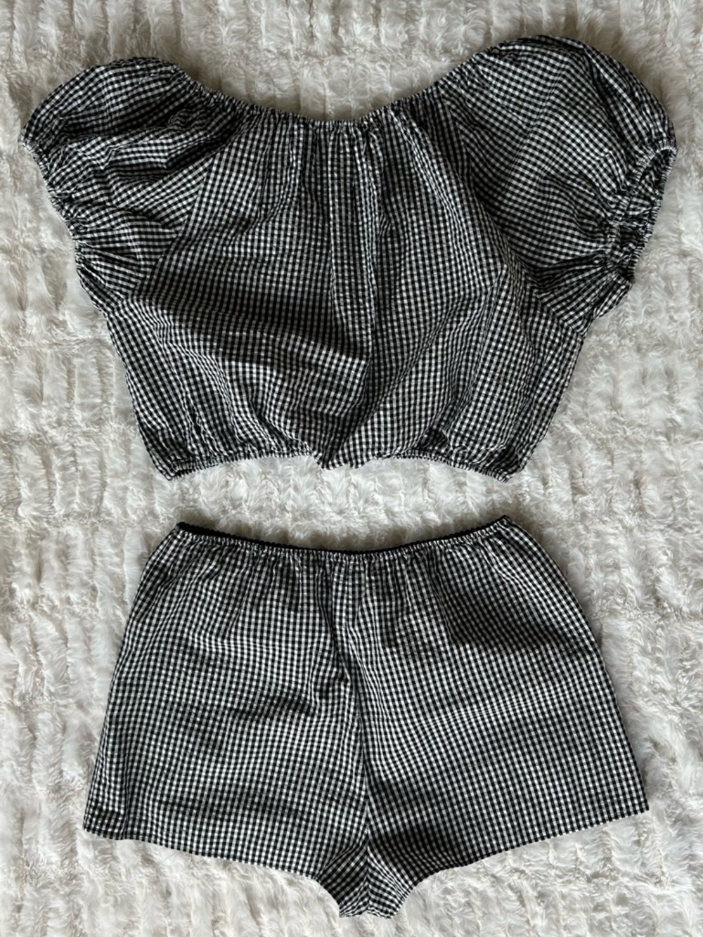 Doen Set Hilary Top and Larena La Maddalena Gingham Shorts - Picture 15 of 16